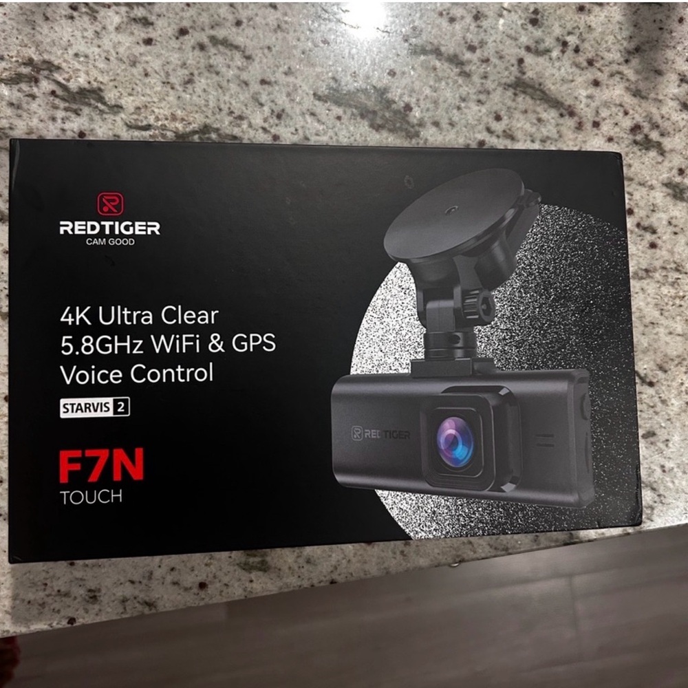 F7N Touch 4K Dash Cam - Black